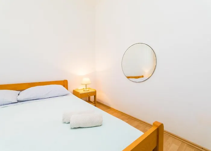 Apartment Kneze Račišće